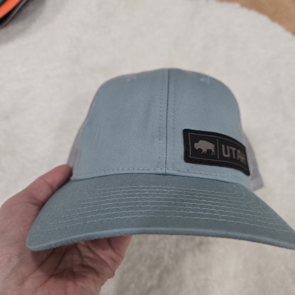 Richardson 115 Low Pro Trucker Hat -‎ Heather Grey/Light Blue - Utah Buffalo...